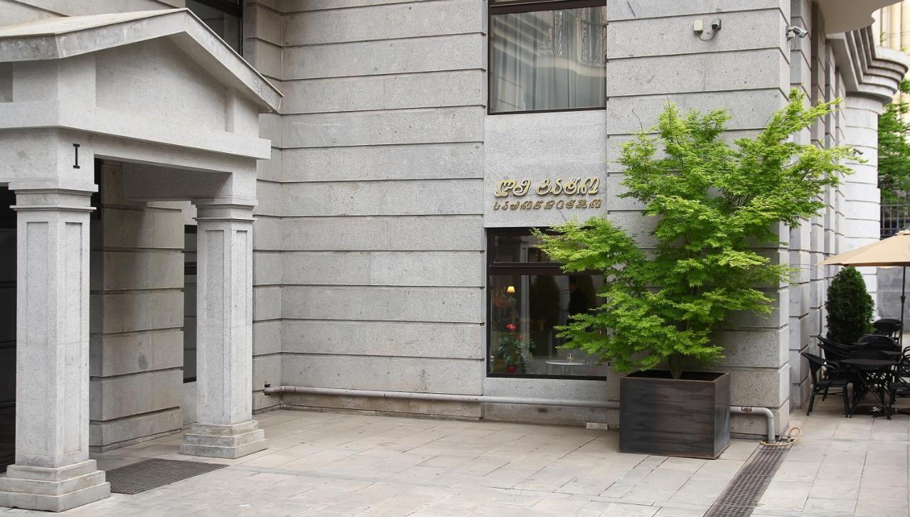 Parilament On Rustaveli 4 Rooms Тбилиси Екстериор снимка