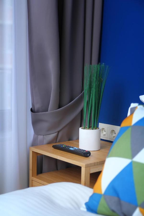 Parilament On Rustaveli 4 Rooms Тбилиси Екстериор снимка