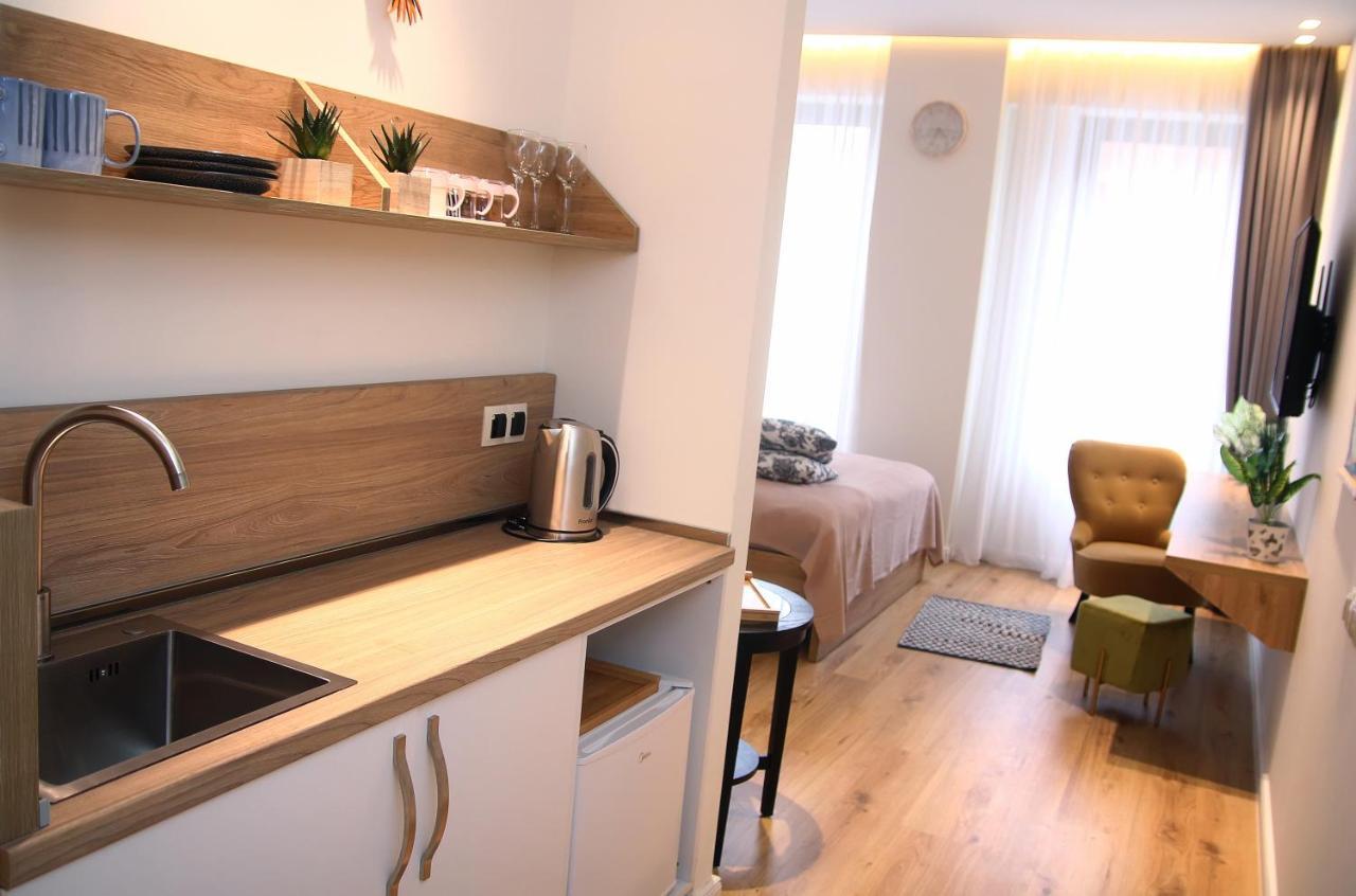 Parilament On Rustaveli 4 Rooms Тбилиси Екстериор снимка