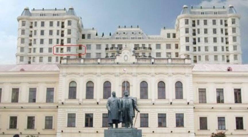 Parilament On Rustaveli 4 Rooms Тбилиси Екстериор снимка